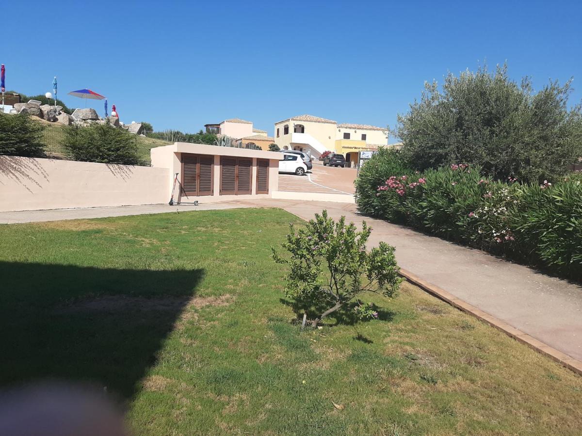 Appartamento Residence Mirice Vignola Mare Aglientu Casa Giorgia Bagian luar foto