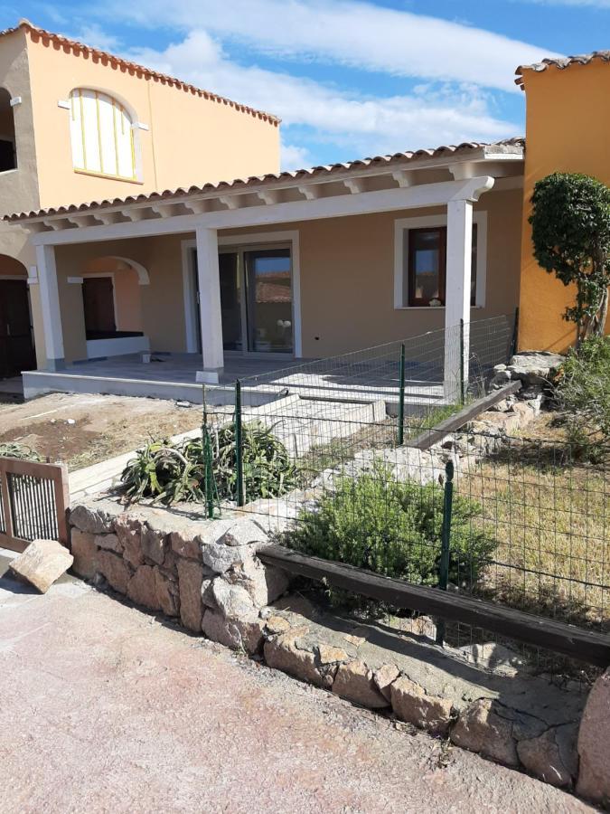 Appartamento Residence Mirice Vignola Mare Aglientu Casa Giorgia Bagian luar foto