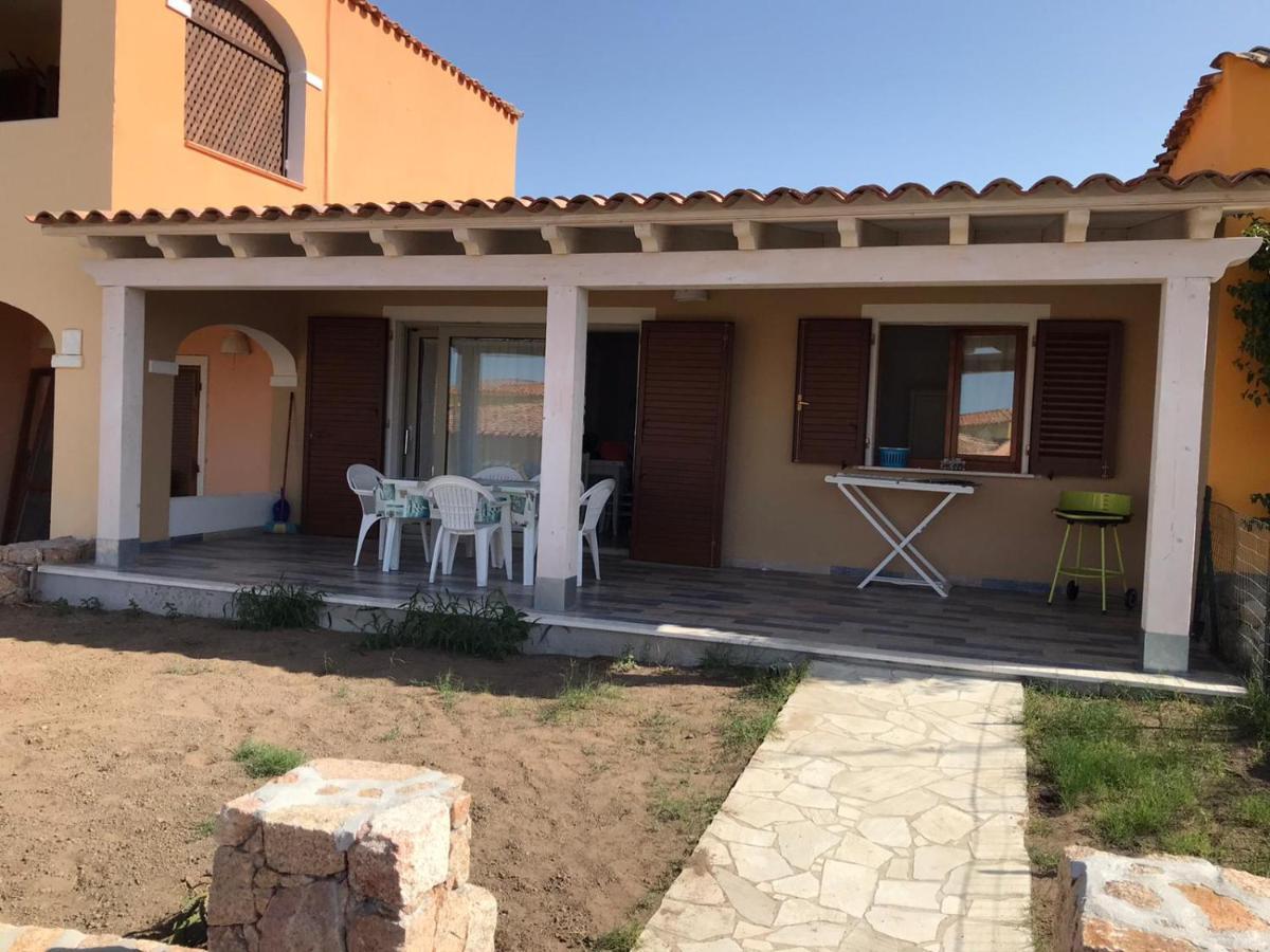 Appartamento Residence Mirice Vignola Mare Aglientu Casa Giorgia Bagian luar foto